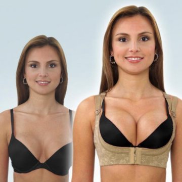 Снятый лиф с упругой груди фото Снятый лиф с упругой груди фото