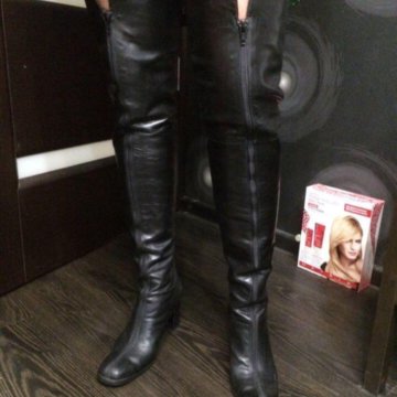 Натуральные кожаные ботфорты Mare