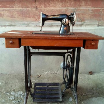 Швейная машинка