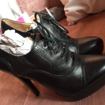 Срочная продажа!!! Новые ботильоны!