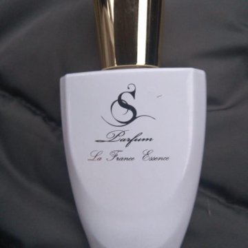 S la france essence. Парфюм la France Essence. Туалетная вода s Parfum la France Essence. Parfum la France Essence оригинал. La France Essence Parfum s черный.