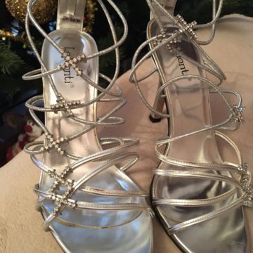 Обувь женская