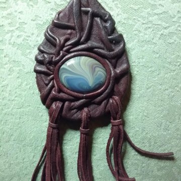 Украшение на шею