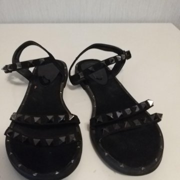 Сандали 37 р