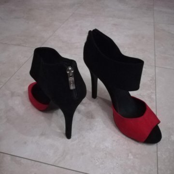 Новые Туфли BCBG