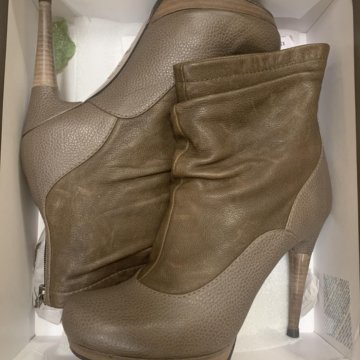 Ботильоны коричневые Vero Cuoio