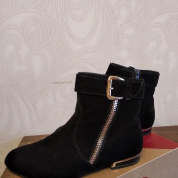 Ботинки демисезонные 37 р.