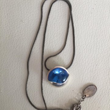 Кулон с цепочкой