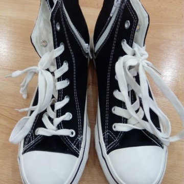 Конверсы. Кеды.