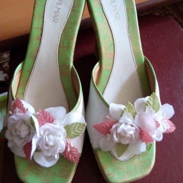 Босоножки, р. 39