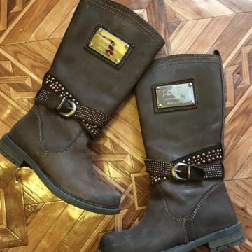 Осенне - весенние сапожки pinetti