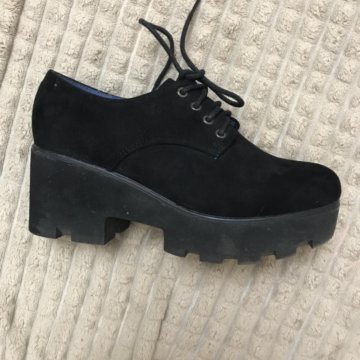 Лоферы женские 37