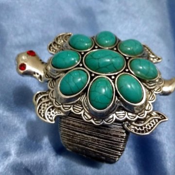 Красивый женский браслет хендмейд, черепашка