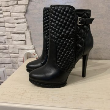 Ботильоны Zara