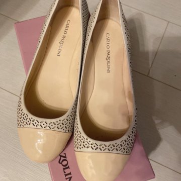 Продам балетки Carlo Pazolini