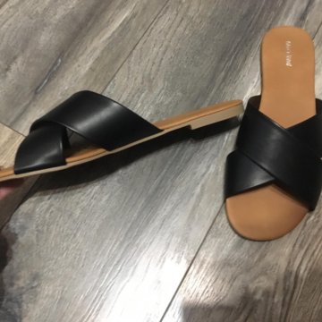 Шлёпанцы женские