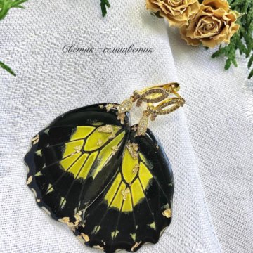 Серьги из крыльев бабочки