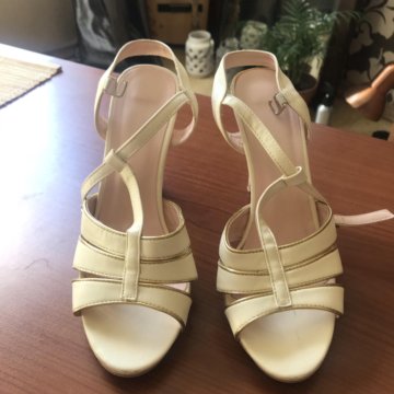 Босоножки туфли