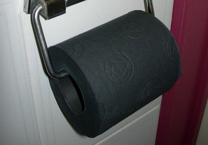 Чёрная туалетная бумага Renova (6 рулонов)