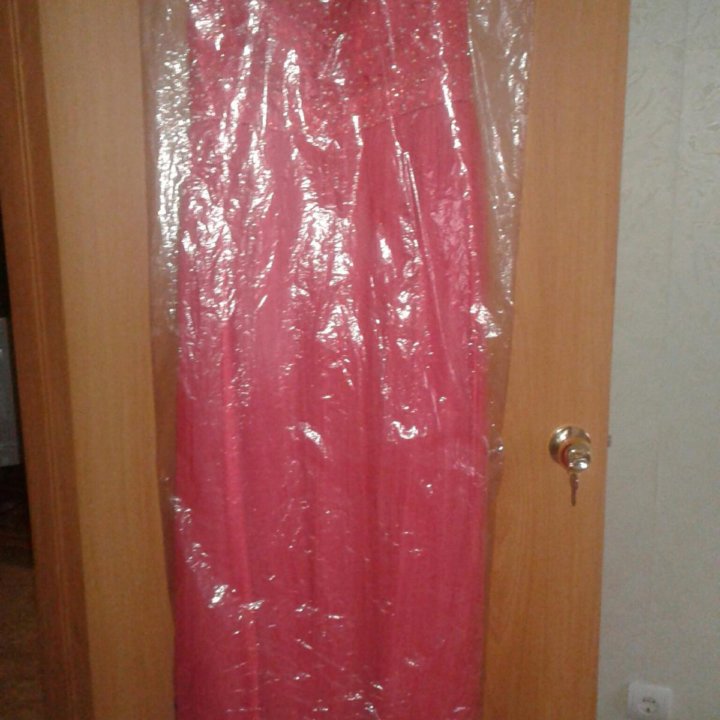 Красивое платье