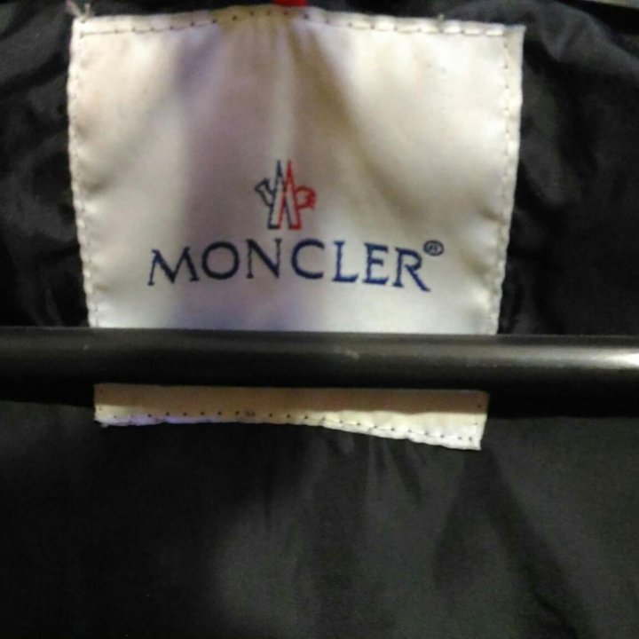 Куртка фирменная(MONCLER)