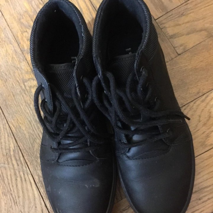 Кроссовки Lacoste