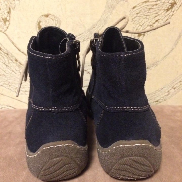 Ботинки женские