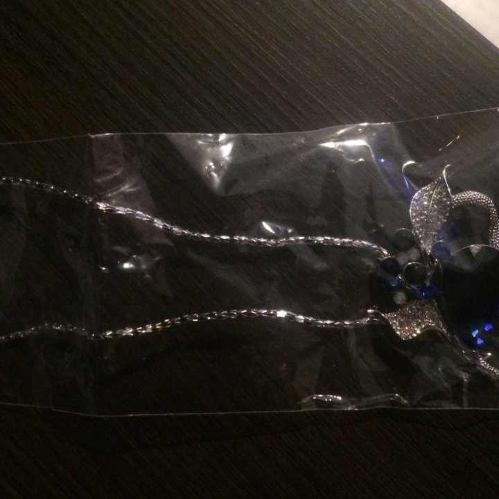 Подвеска-брошь