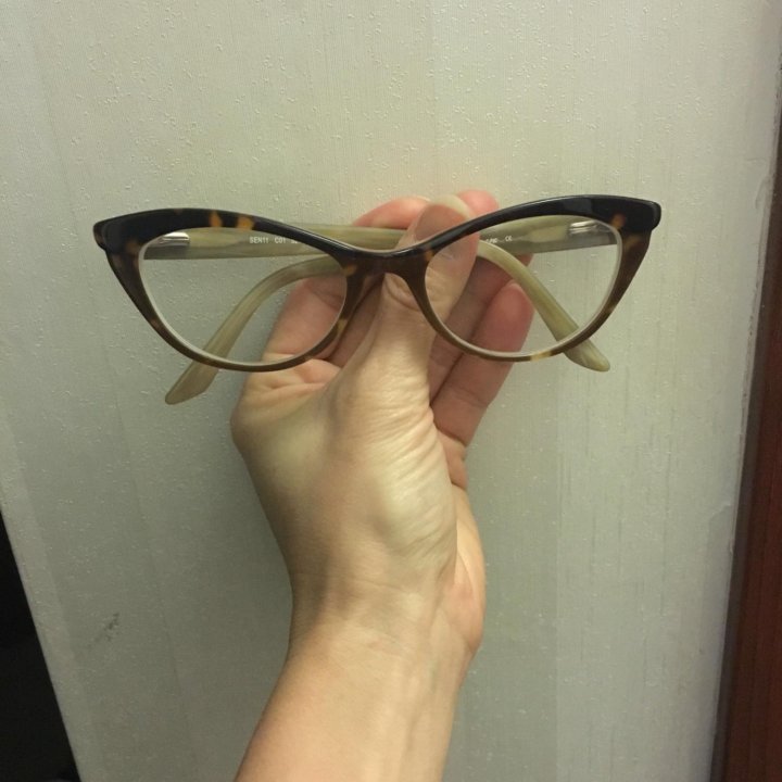 Оправа (очки)