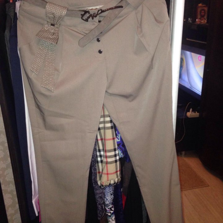 Брюки новые