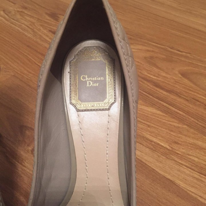 Кожаные туфли