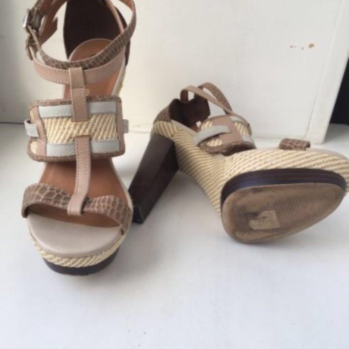 Туфли River Island