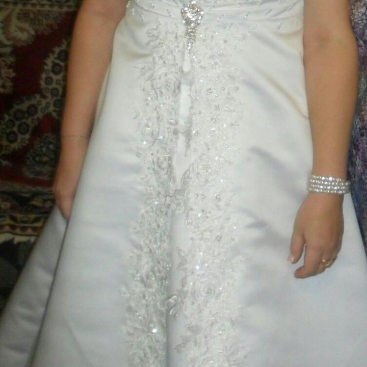 Продам свадебное платье .