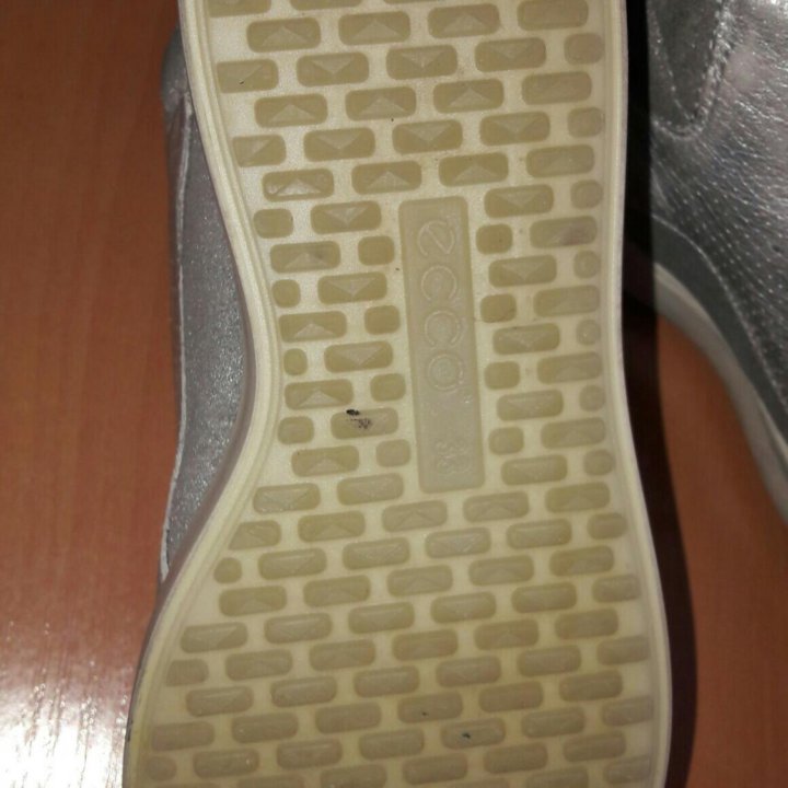 Ботинки Ecco Elli.