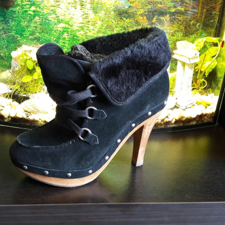 Ботильоны Guess