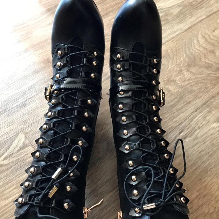 Сапоги-ботильоны