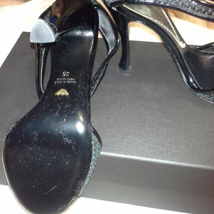 Туфли от Armani