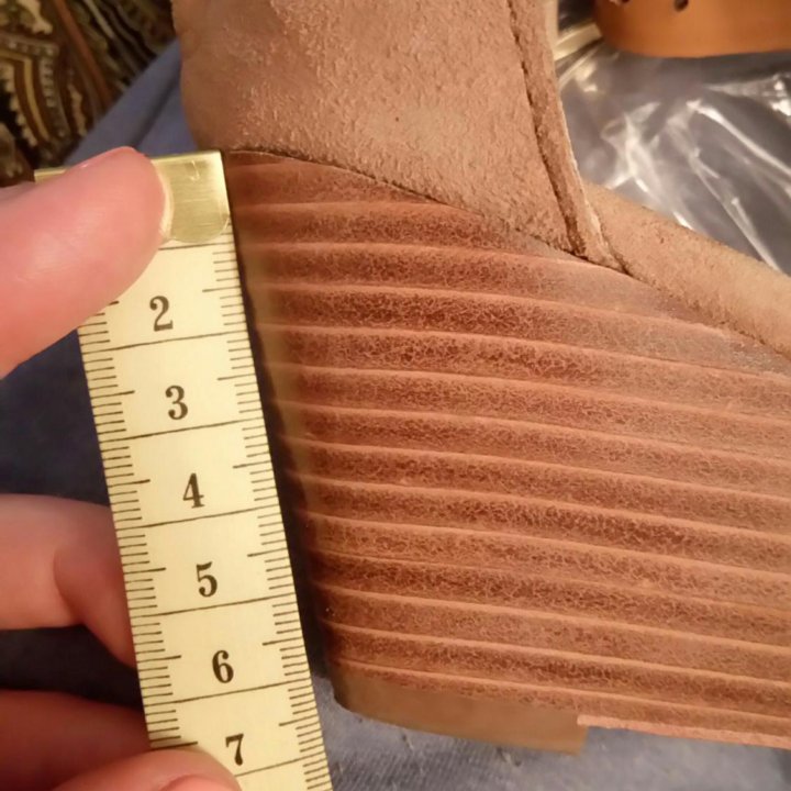 Босоножки Ash