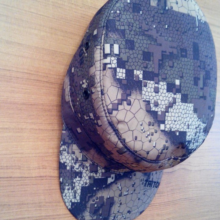 Кепи летние.