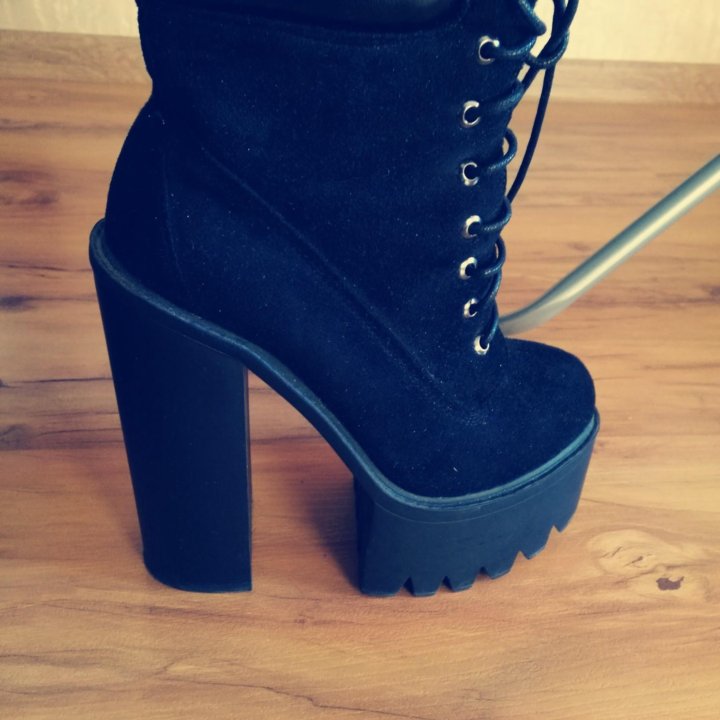 Продам ботильоны