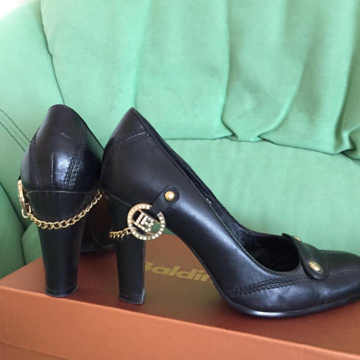 Туфли 39 размер