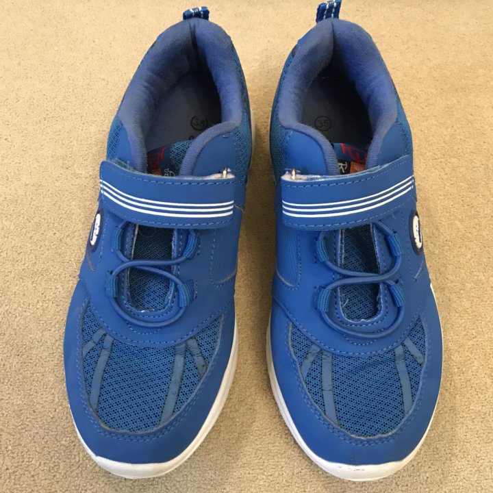 Кроссовки Antilopa