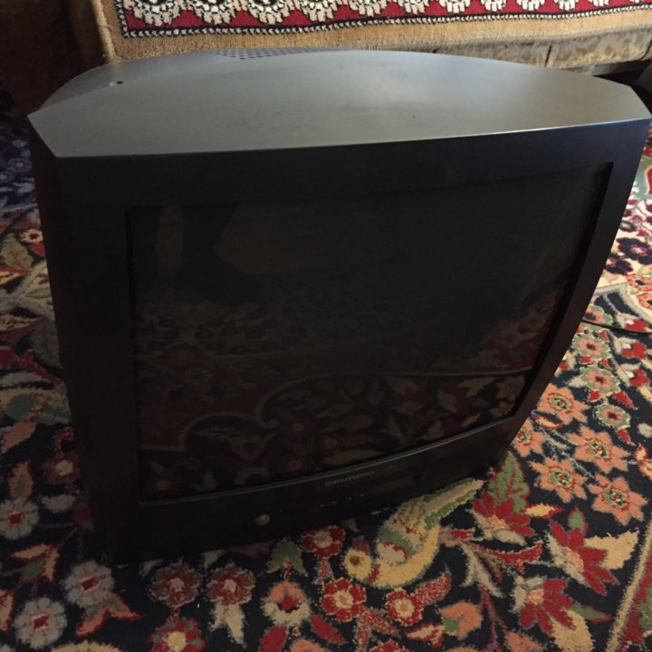 Grundig Davio 55 (T 55-4101 MV), диагональ 55 см