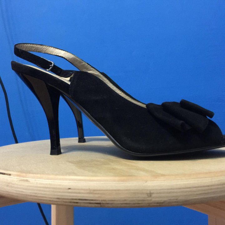 Новые босоножки