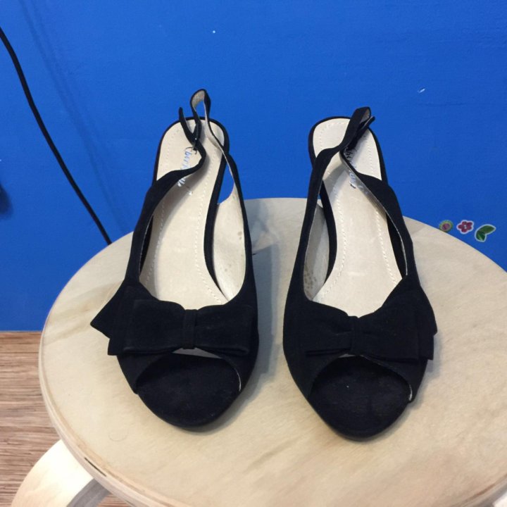 Новые босоножки