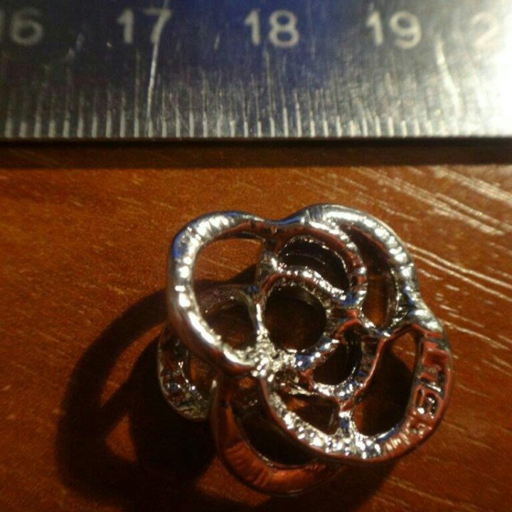 Подвеска Камелия