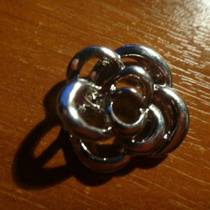 Подвеска Камелия