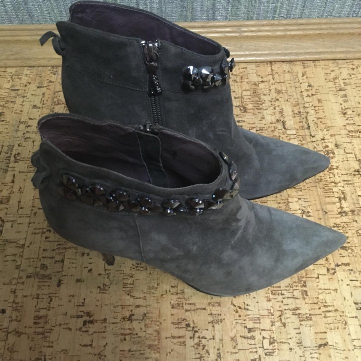 Ботильоны серые