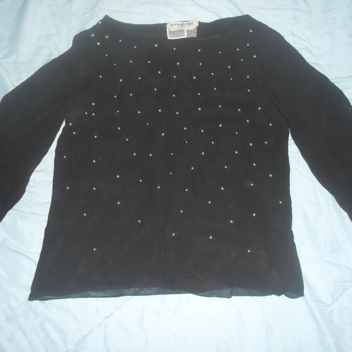 Нарядная кофточка.