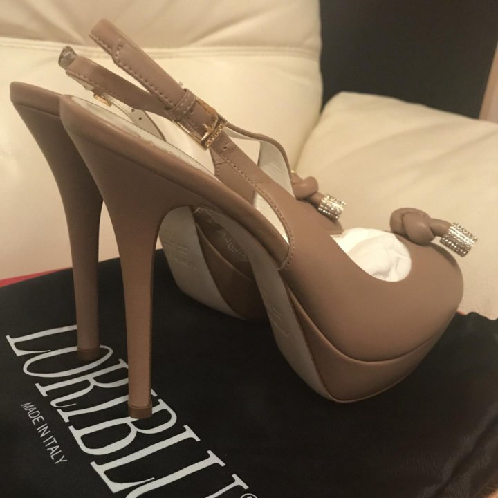 Туфли LORIBLU 38размер